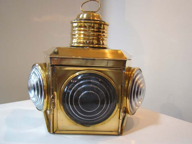 A Wonderful late 19th or early 20th century Combination Port and Starboard Running Light — image 2
